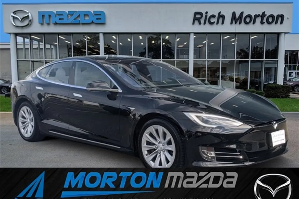 2017 Tesla Model S 60 photo 1