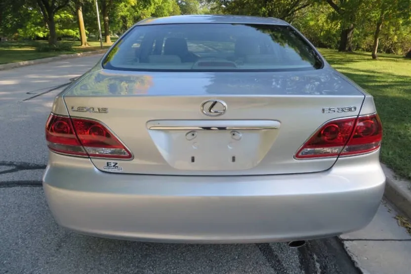 2005 Lexus ES 330 photo 1