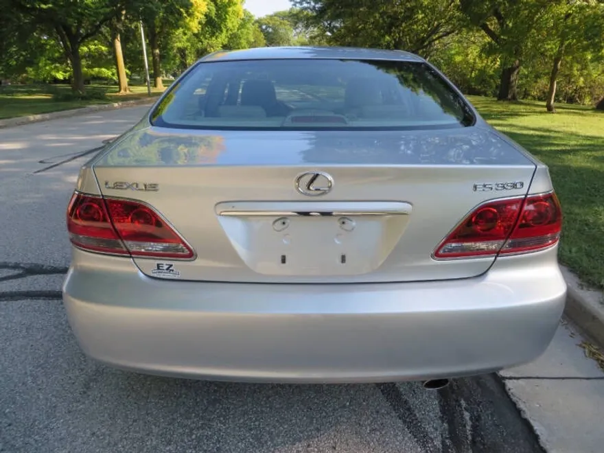 2005 Lexus ES 330 photo 1