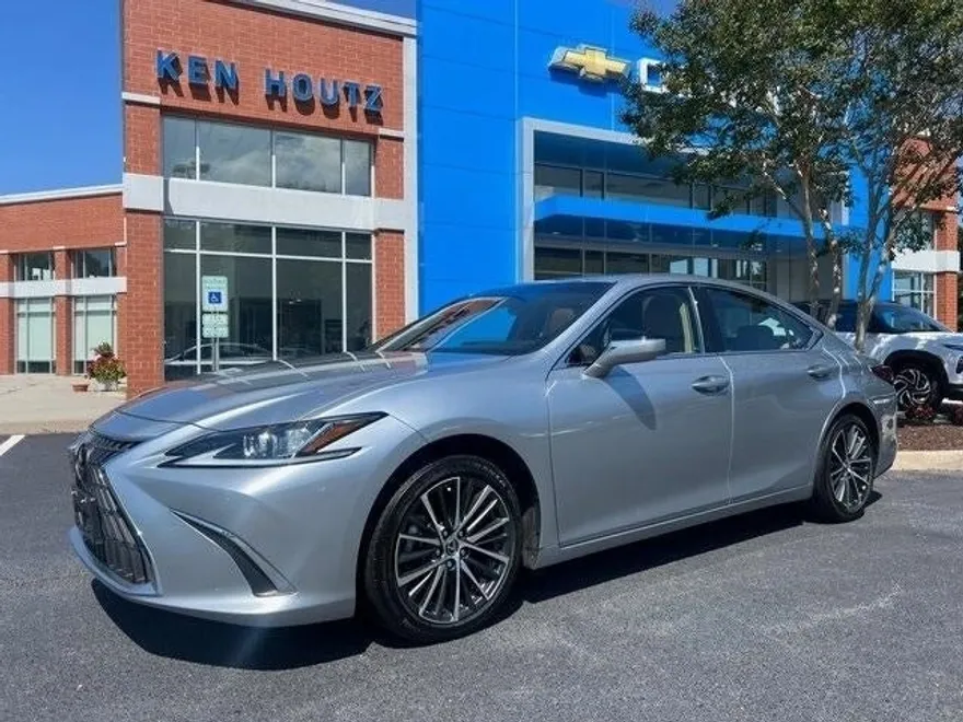 2023 Lexus ES 350 photo 1