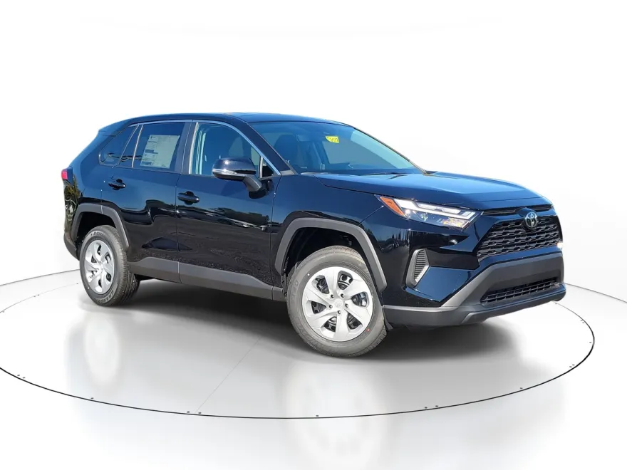2025 Toyota RAV4 LE photo 1