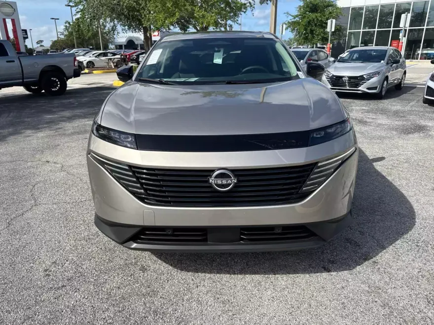 2025 Nissan Murano SL photo 1