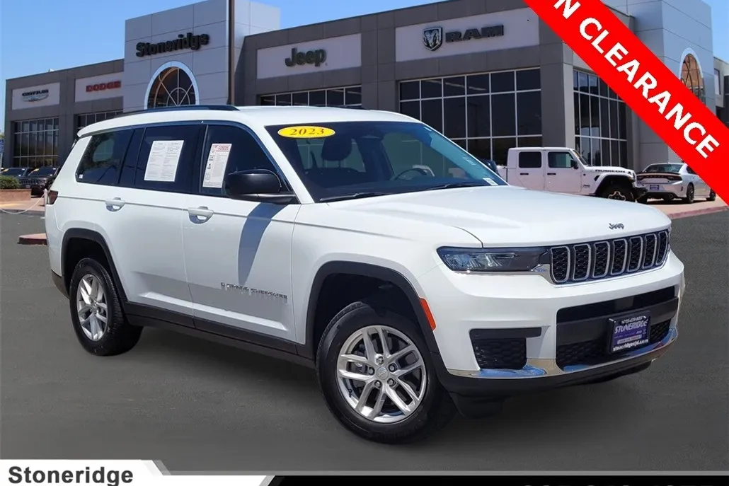 2023 Jeep Grand Cherokee L photo 1
