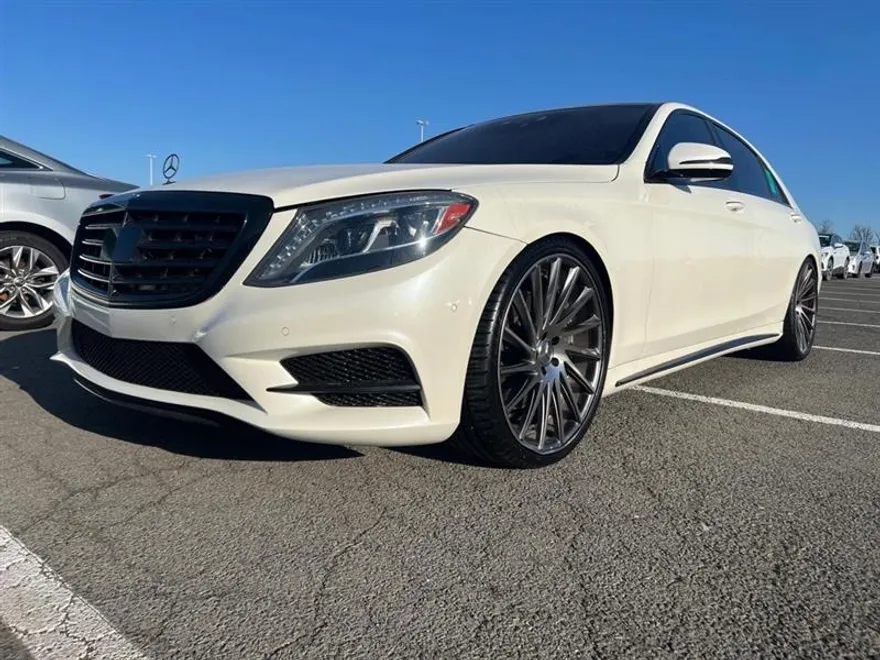 2015 Mercedes Benz E 350 photo 32