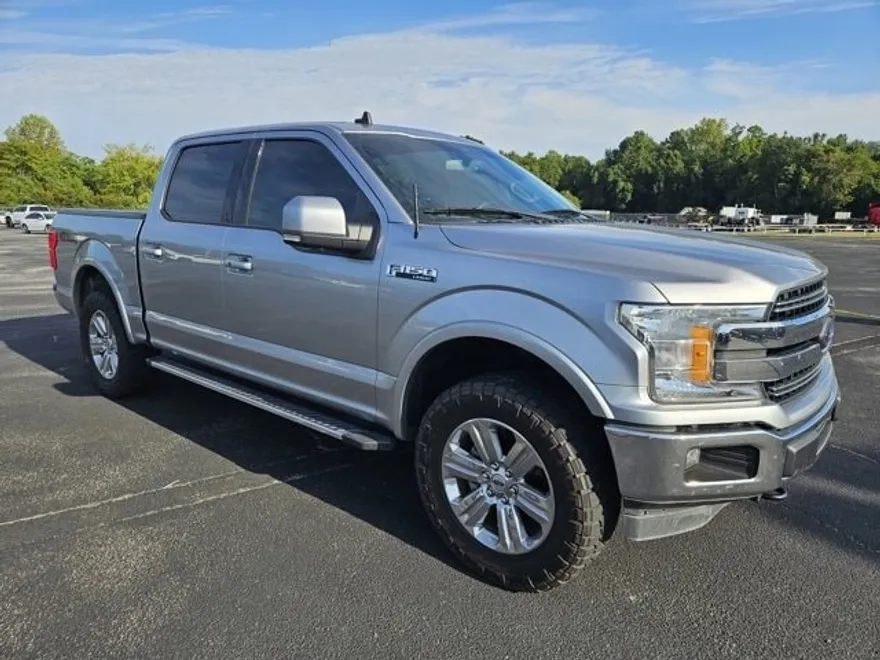 2020 Ford F-150 Lariat photo 1