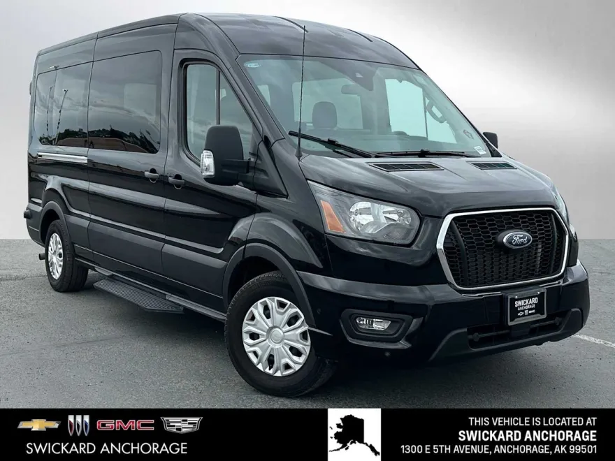 2024 Ford Transit Passenger XL photo 1