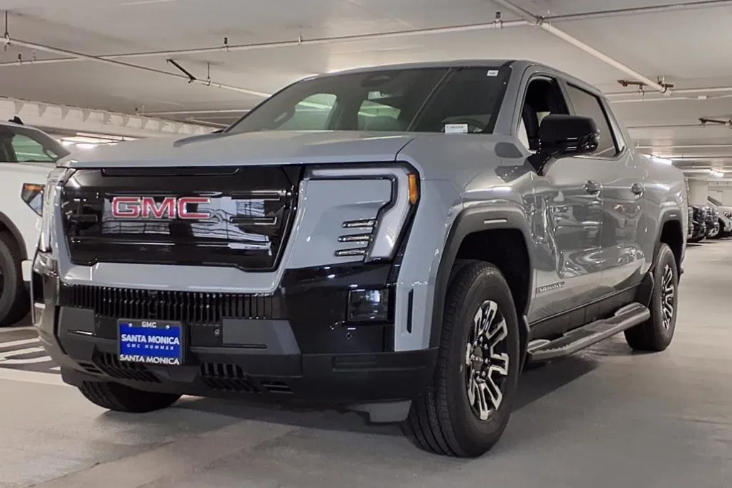 2026 Gmc Sierra Elevation photo 1