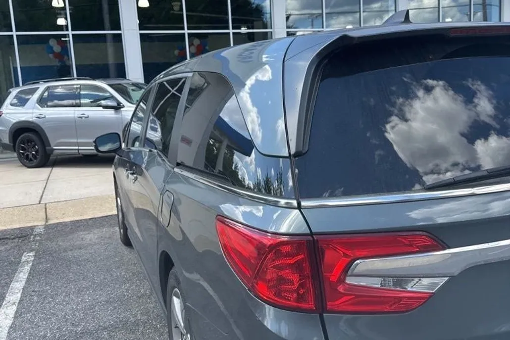 2020 Honda Odyssey EX-L photo 1