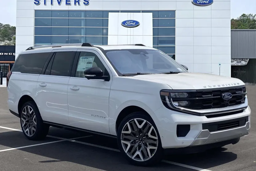 2025 Ford Expedition MAX Platinum photo 1