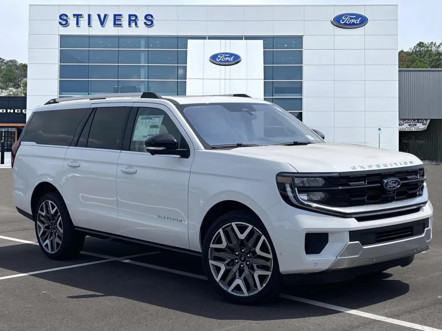 2025 Ford Expedition MAX Platinum photo 1