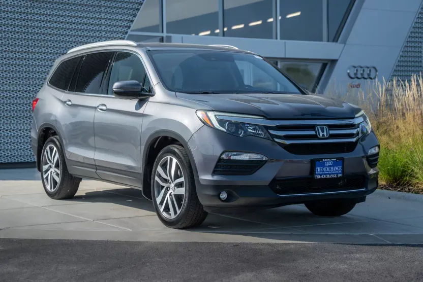 2018 Honda Pilot Elite photo 1