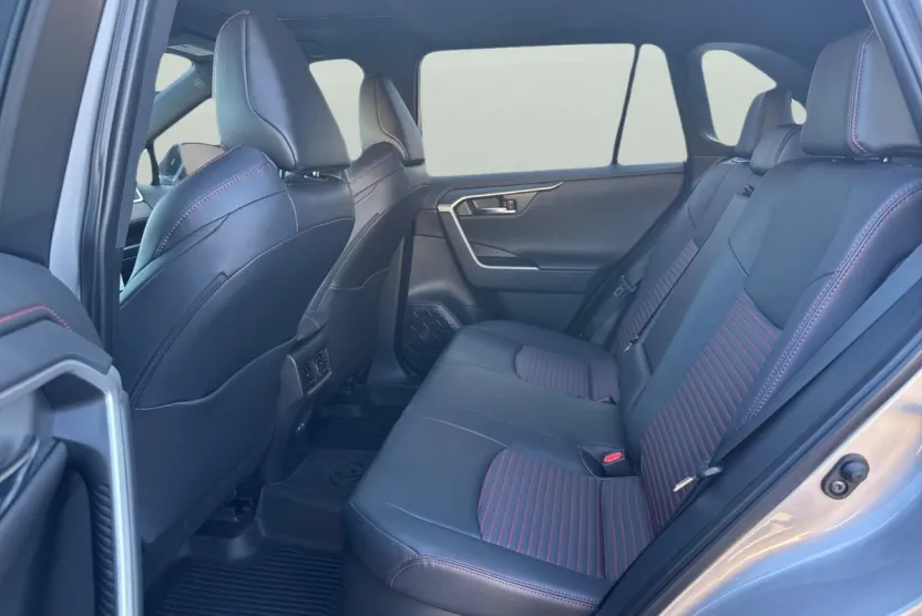 2025 Toyota RAV4 Hybrid XSE photo 1