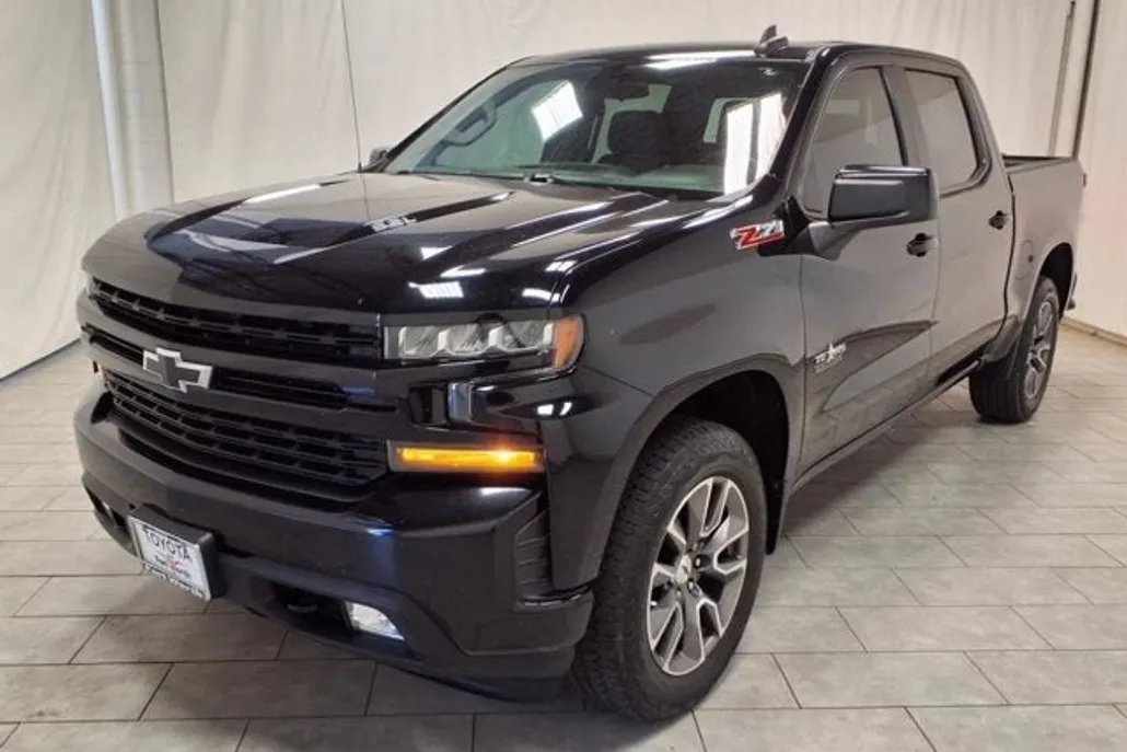 2022 Chevrolet Silverado 1500 RST photo 1