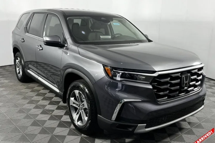 2025 Honda Pilot EX-L photo 1
