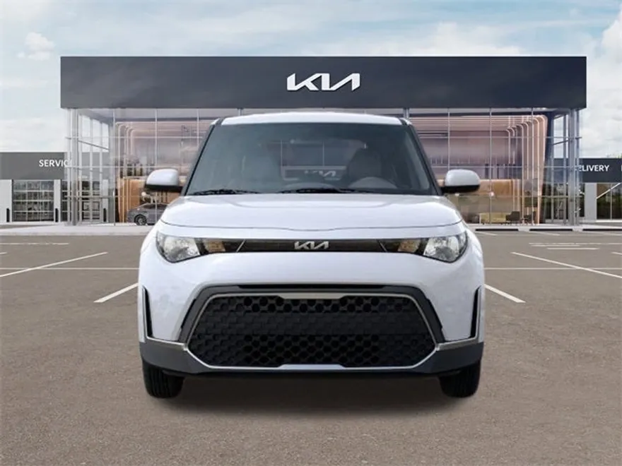 2025 Kia Soul LX photo 1