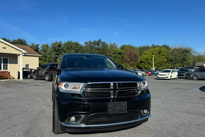 2017 Dodge Durango SXT photo 1