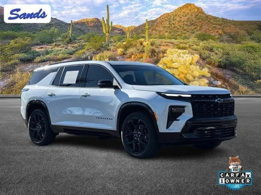 2024 Chevrolet Traverse RS photo 1
