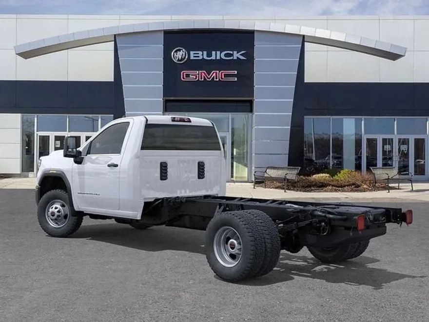 2025 Gmc Sierra 3500 HD Pro photo 1