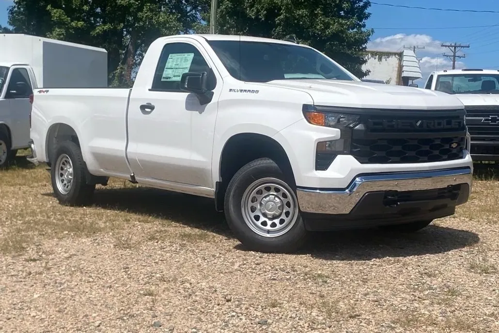 2025 Chevrolet Silverado 1500 photo 1