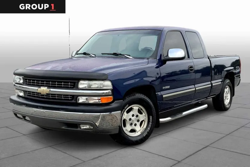 2000 Chevrolet Silverado 1500 LS photo 1