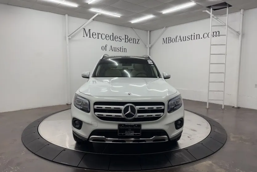 2021 Mercedes Benz GLB 250 photo 1