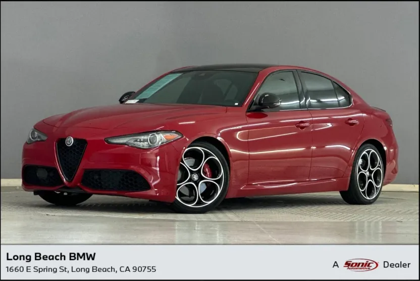 2022 Alfa Romeo Giulia Ti photo 1