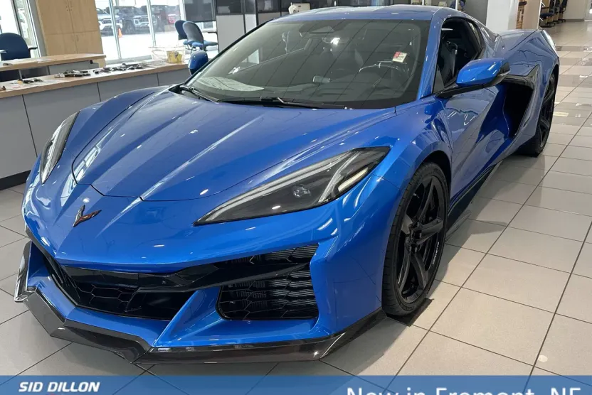 2025 Chevrolet Corvette E-Ray 3LZ photo 1