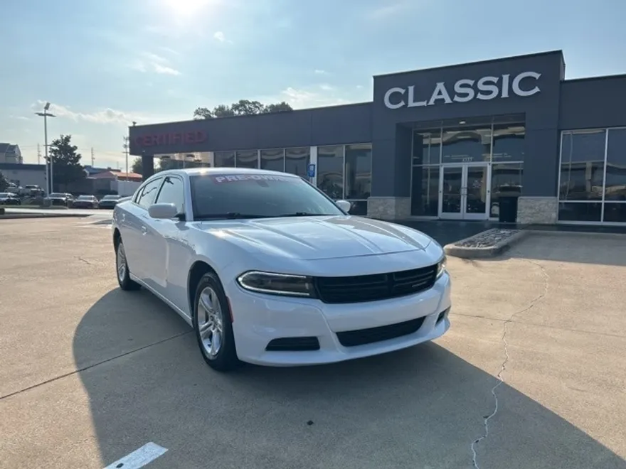 2022 Dodge Charger SXT photo 1