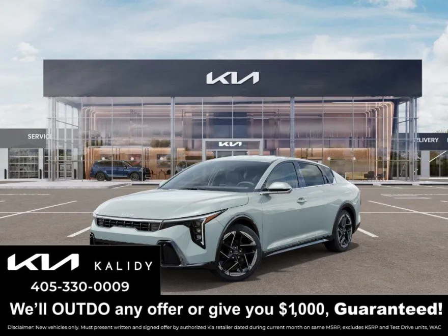 2025 Kia K4 GT-Line photo 1
