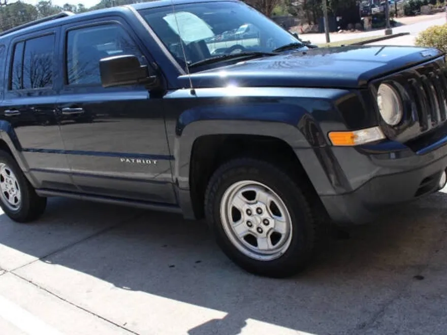2015 Jeep Patriot Altitude Edition photo 1