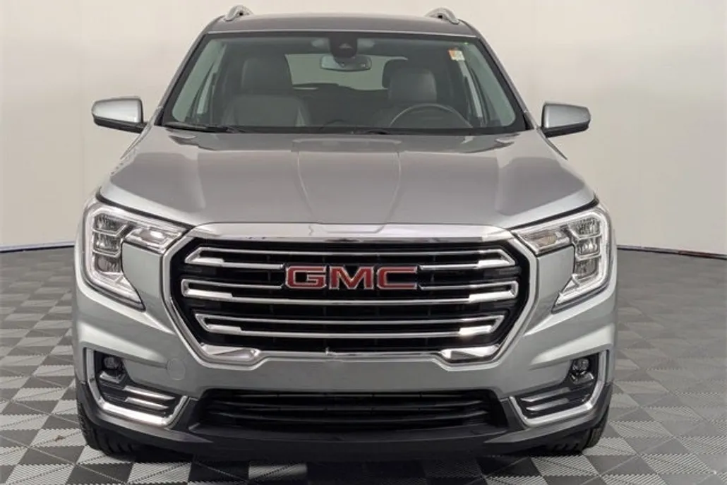 2024 Gmc Terrain SLT photo 1