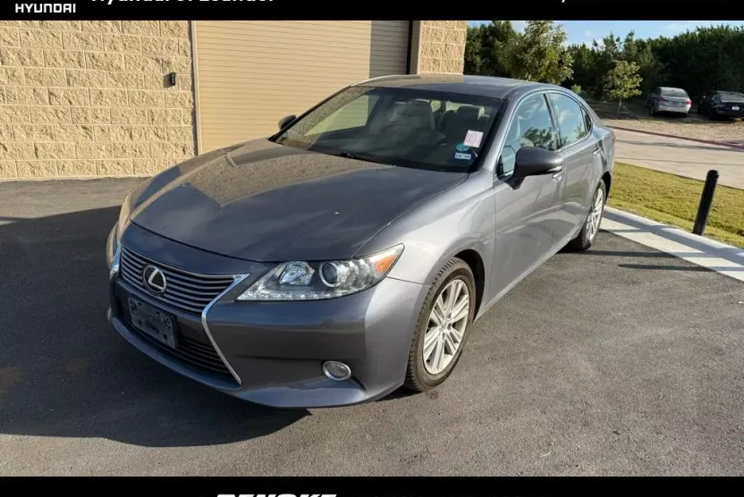 2015 Lexus ES 350 photo 1