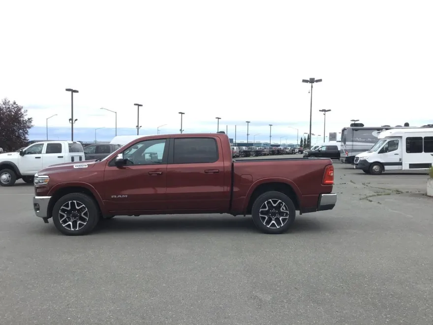 2025 Ram 1500 Laramie photo 1