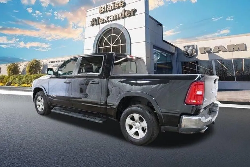 2025 Ram 1500 Big Horn photo 1