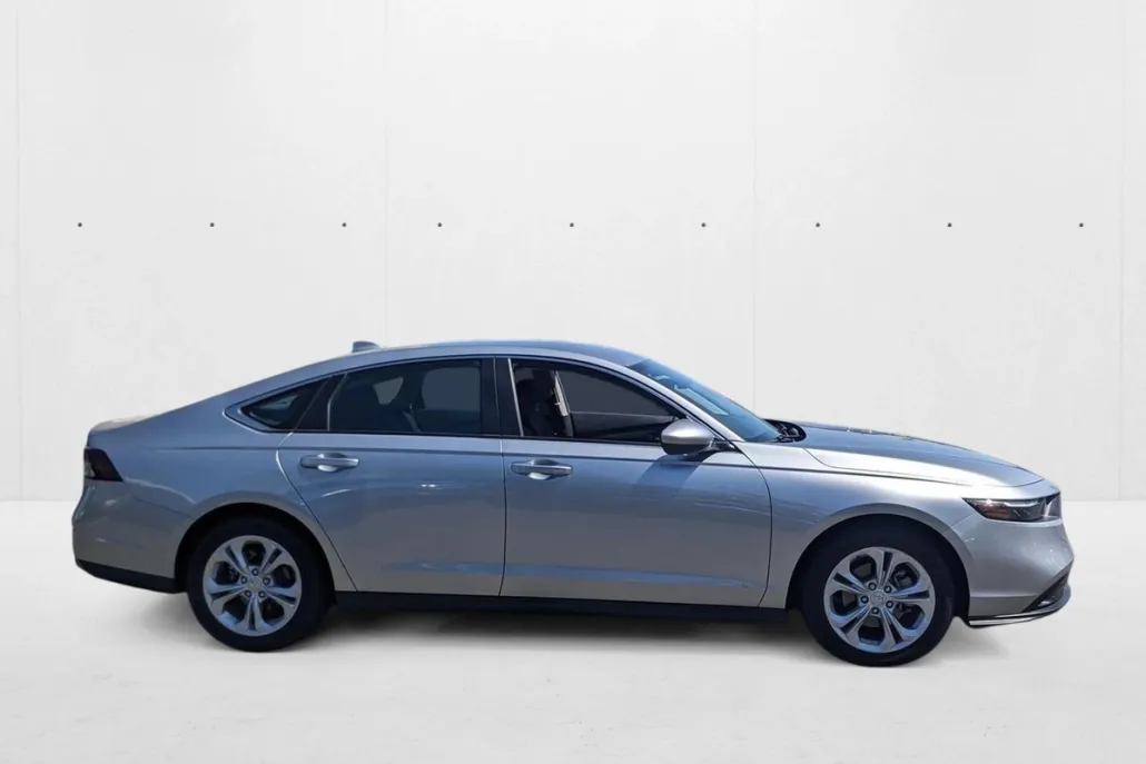 2024 Honda Accord LX photo 1