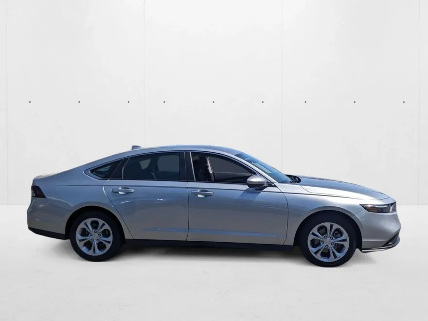 2024 Honda Accord LX photo 1