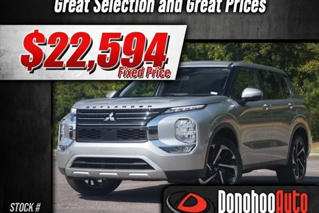 2024 Mitsubishi Outlander SE photo 1