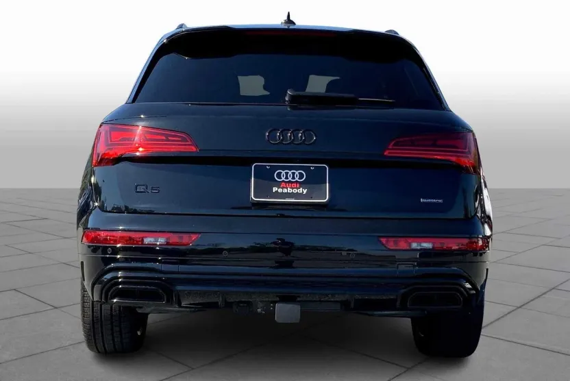 2024 Audi Q5 S line Premium Prestige photo 1