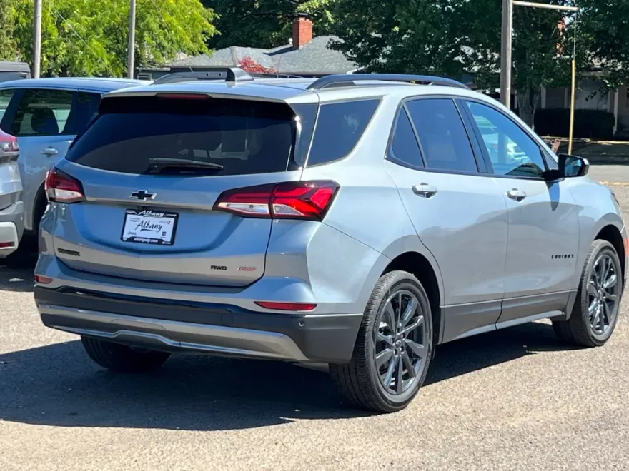 2024 Chevrolet Equinox RS photo 1