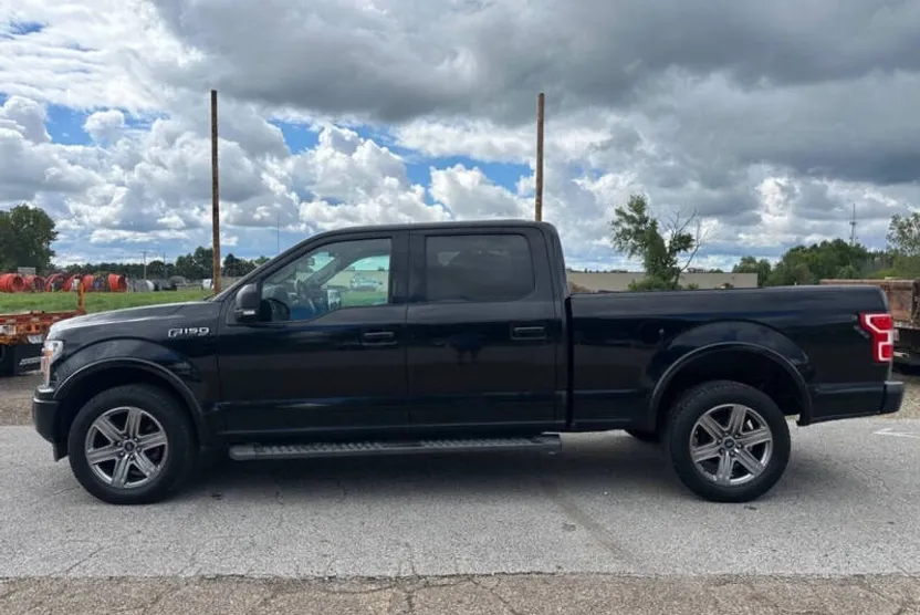2018 Ford F-150 photo 1
