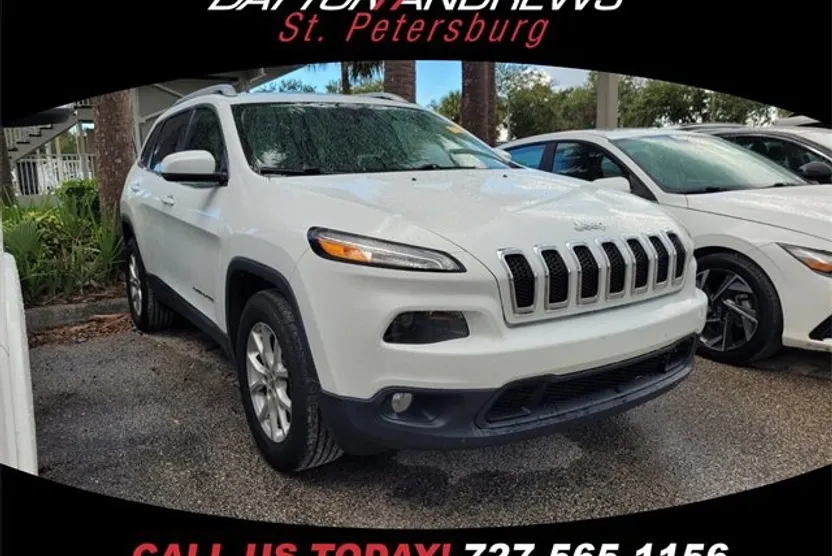 2017 Jeep Cherokee Latitude photo 1