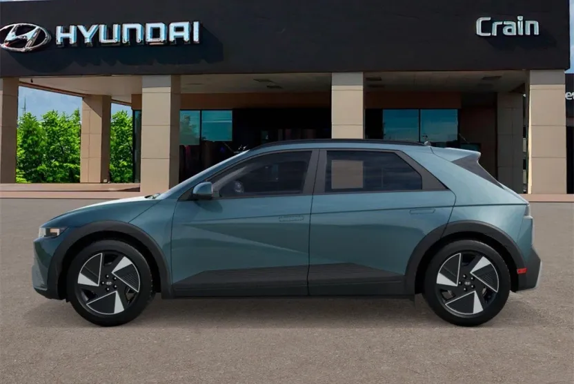 2025 Hyundai Ioniq 5 SEL photo 1