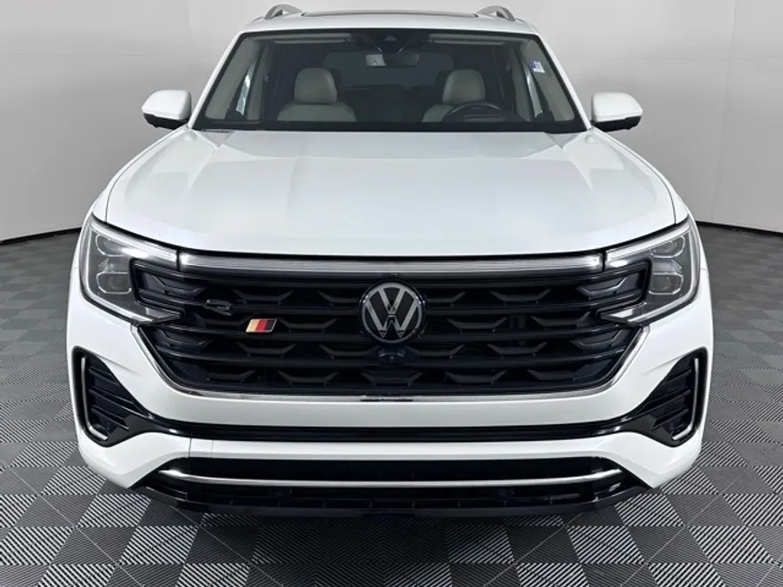 2024 Volkswagen Atlas SEL Premium R-Line photo 1
