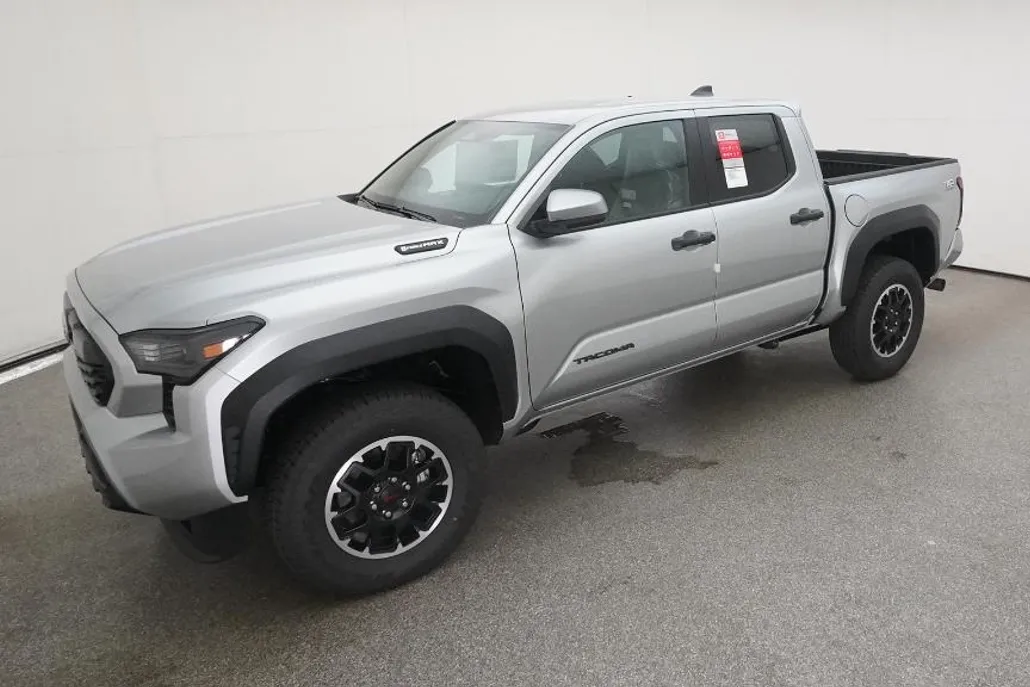 2025 Toyota Tacoma TRD Off-Road 4x4 Double Cab photo 1