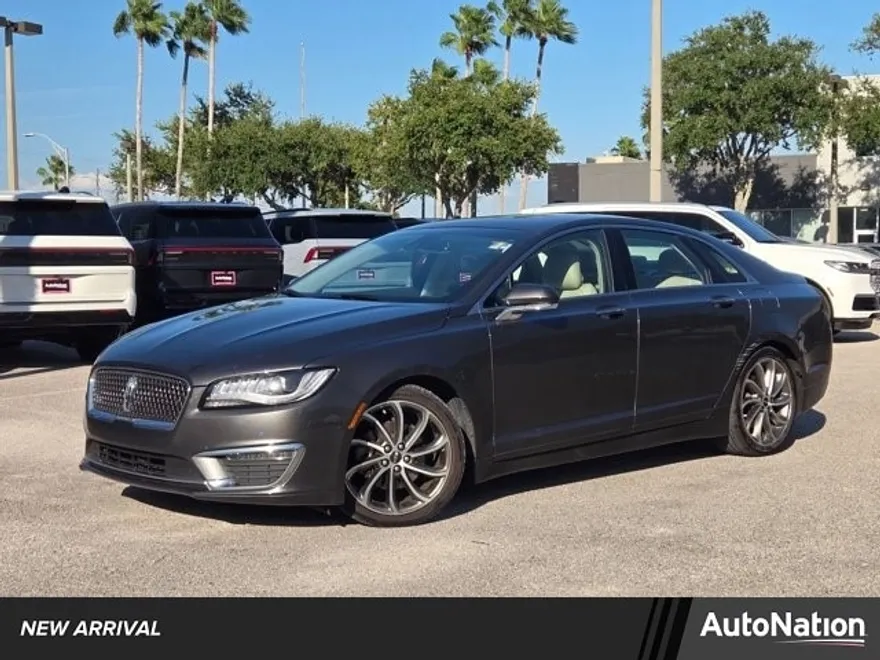 2019 Lincoln MKZ Reserve photo 1
