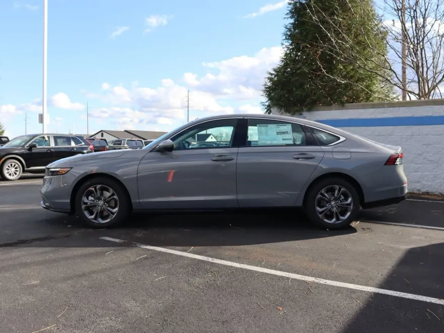 2025 Honda Accord EX-L photo 1