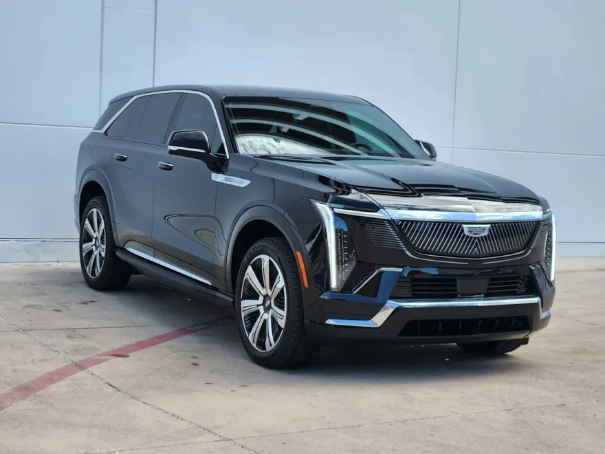 2025 Cadillac Escalade IQ Luxury photo 1
