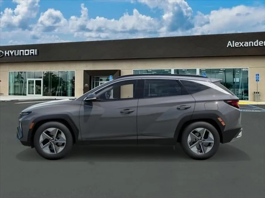 2026 Hyundai Tucson SEL photo 1