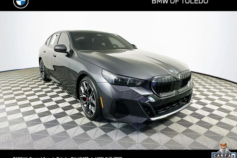 2026 Bmw 550e xDrive photo 1