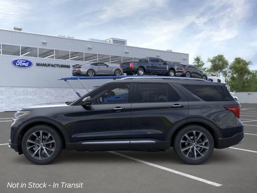 2025 Ford Explorer Platinum photo 1